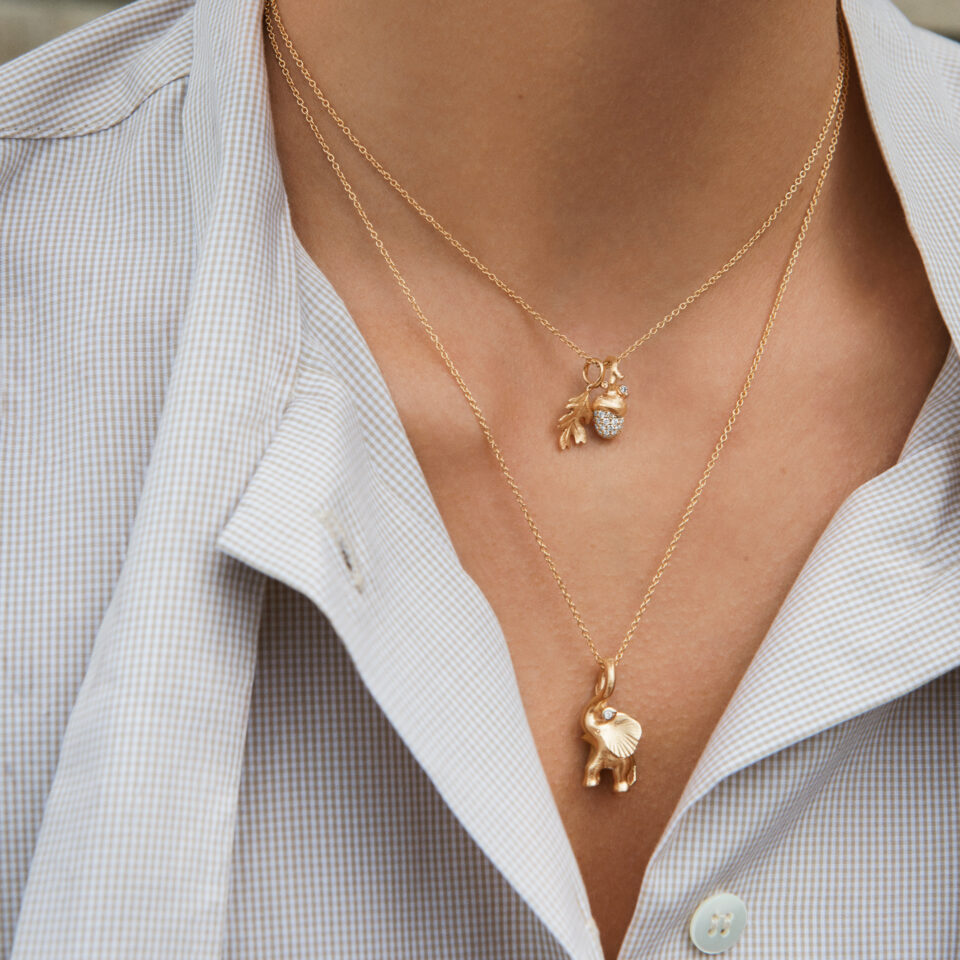 Anheng, Elephant medium 0,01 ct TW.VS.
