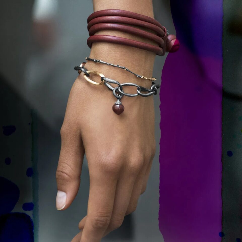 Armbånd, Love lenke medium oksidert sølv, gult gull og roségull
