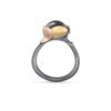 Ring, Lotus 2 Grå Månesten oksidert sølv, gult gull og roségull