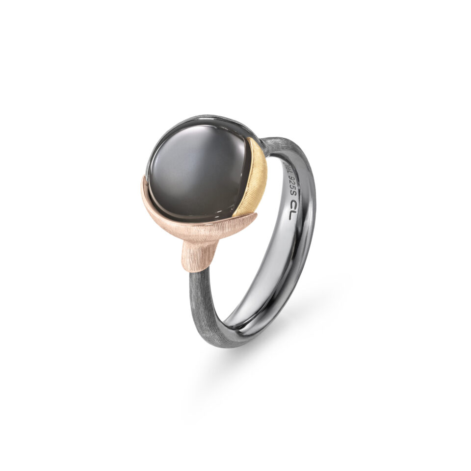 Ring, Lotus 2 Grå Månesten oksidert sølv, gult gull og roségull
