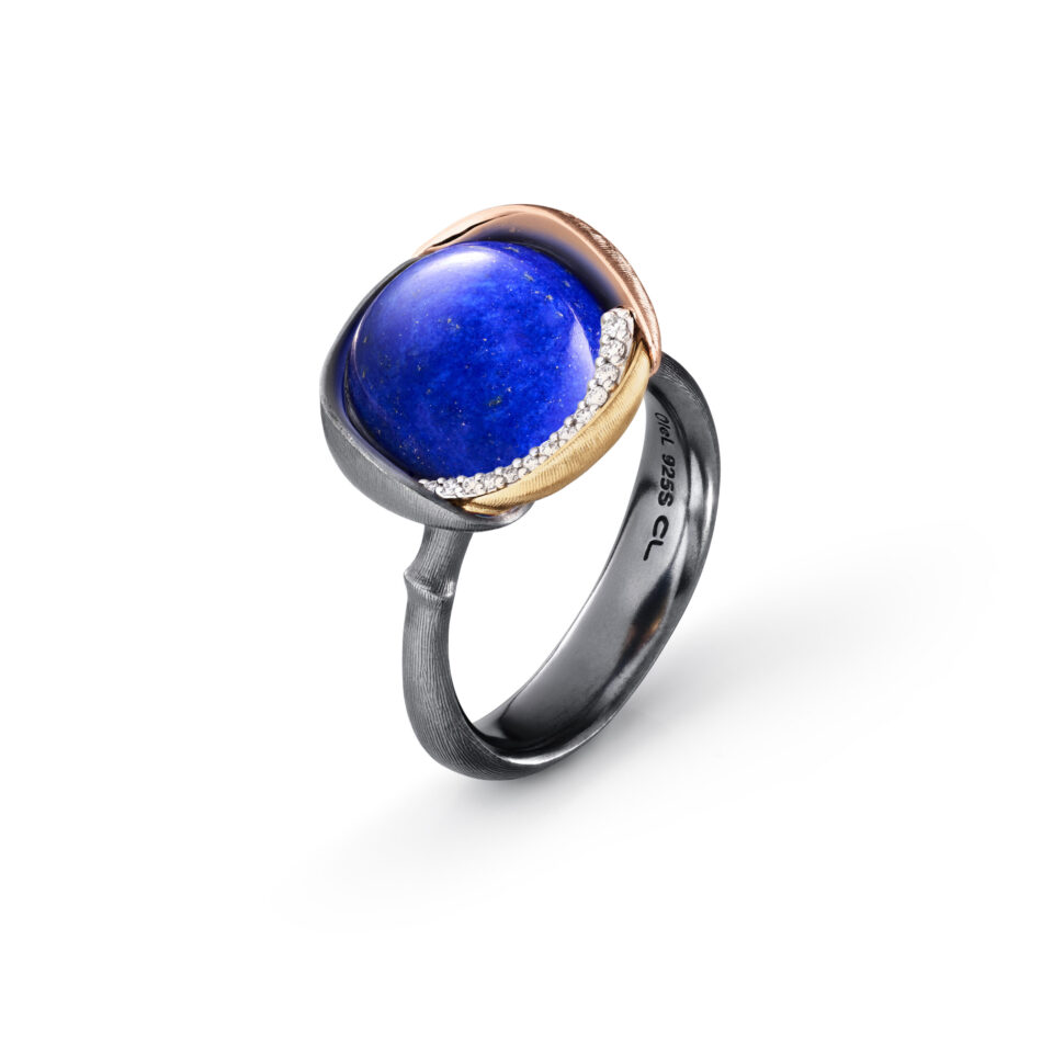 Ring, Lotus 3 Lapis Lazuli oksidert sølv, gult gull og roségull 0,05 ct TW.VS.