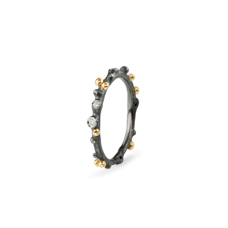 Ring, Nature oksidert sølv og 18 k gult gull 0,04 ct TW.VS.