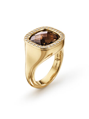 Ring, Cushion Røkkvarts med diamantkant 0,30 ct TW.VS.