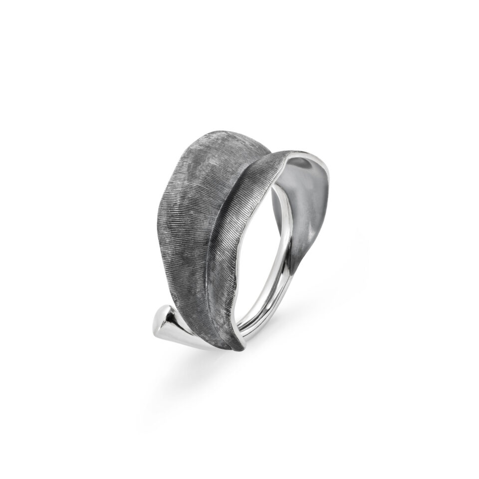 Ring, Leaves medium oksidert sølv
