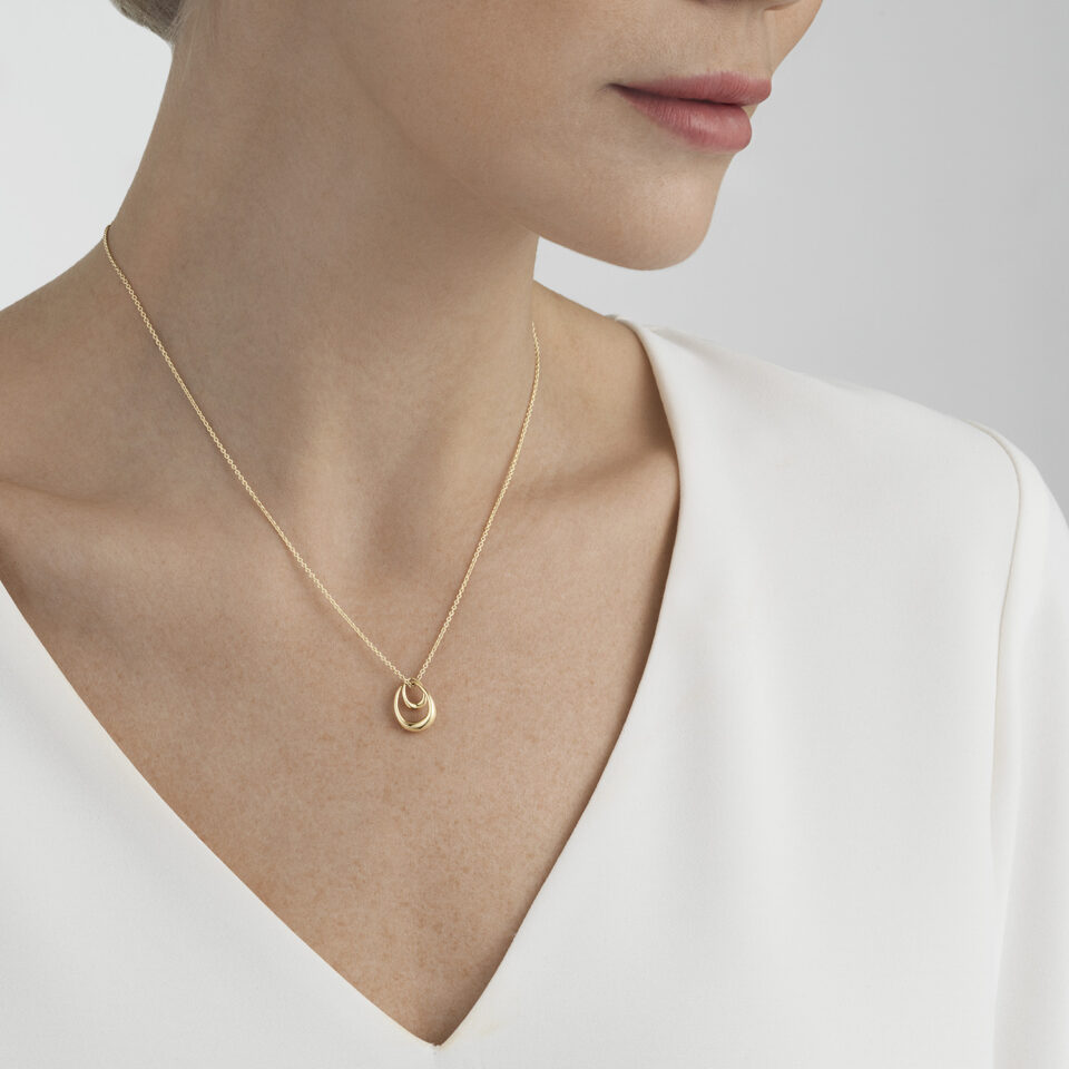 GEORG JENSEN - HALSKJEDE, OFFSPRING ANHENG LITEN GULT GULL - STYLING