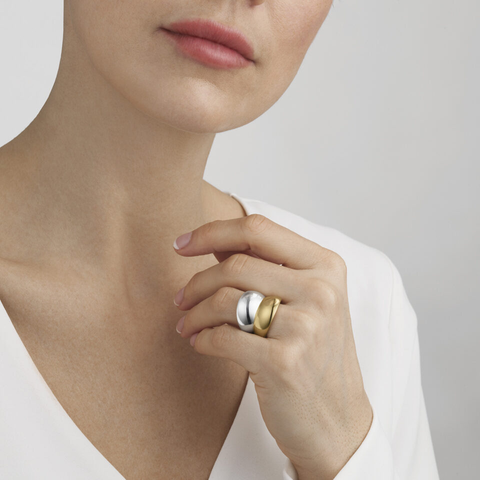 GEORG JENSEN - RING, CURVE GULT GULL OG SØLV - STYLING