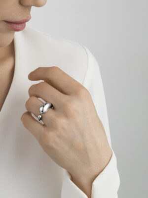 GEORG JENSEN - RING, MERCY STOR SØLV - STYLING