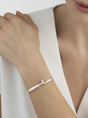 GEORG JENSEN - ARMRING, TORUN BANGLE SØLV - STYLING HENNE