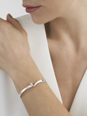 GEORG JENSEN - ARMRING, TORUN BANGLE MED DIAMANTER 0,08 CT. - STYLING HENNE