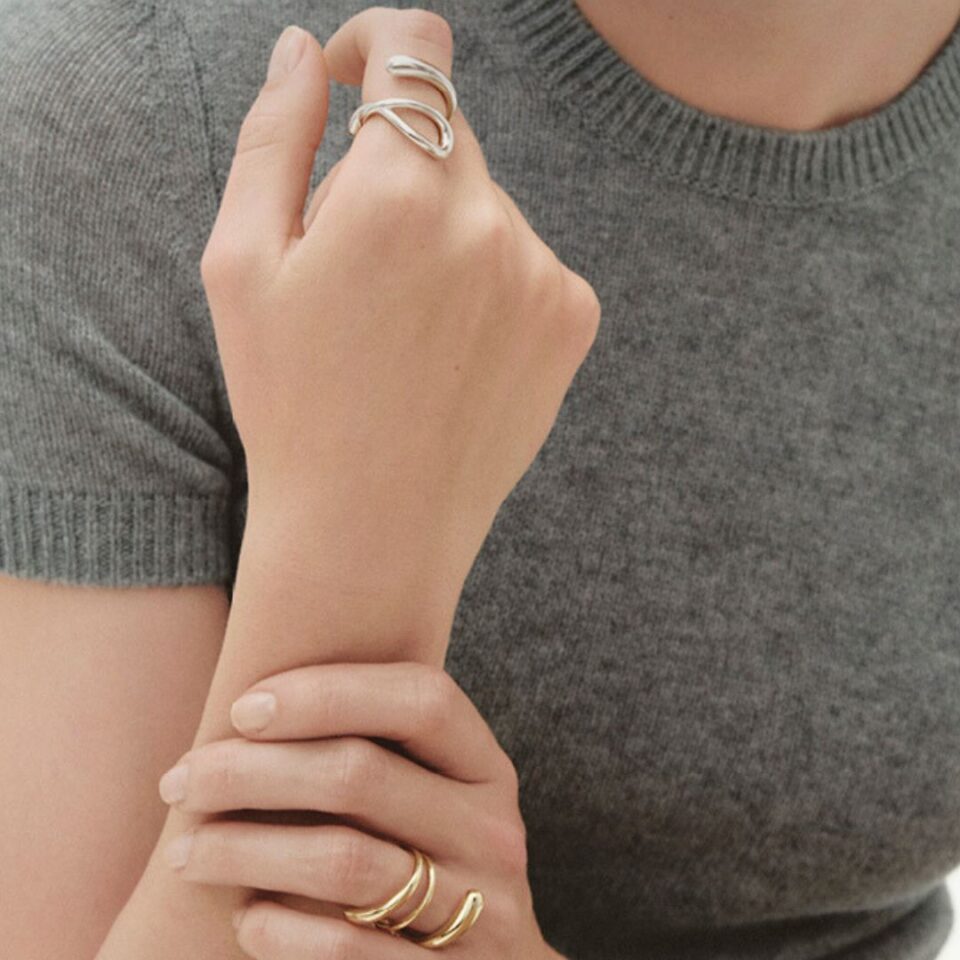 GEORG JENSEN - RING, MERCY TWIST GULT GULL - STYLING