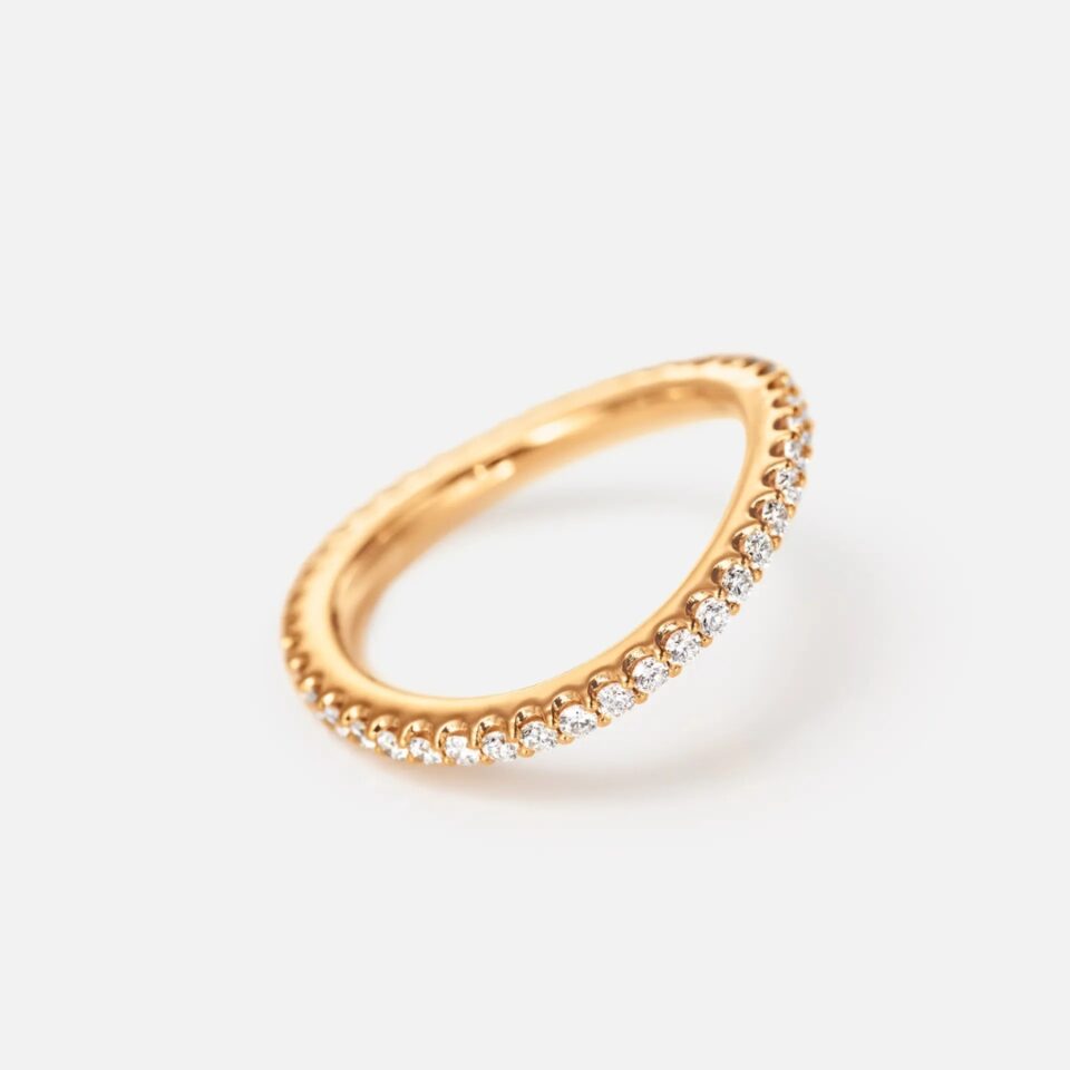 Ring, Love Bands buet gult gull 0,40-0,47 ct TW.VS.