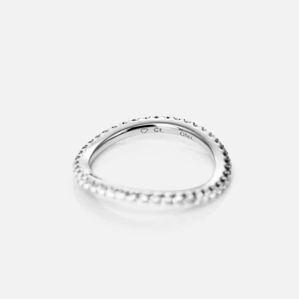 Ring, Love Bands buet hvitt gull 0,40-0,47 ct TW.VS.