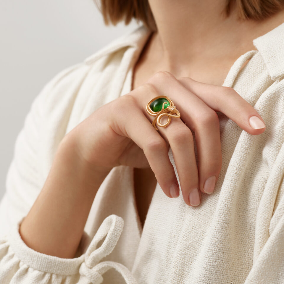 Ring, Snakes liten Grønn Turmalin og Diamanter 0,04 ct TW.VS.