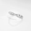 Ring, Love Bands buet bred hvitt gull 0,90-1,00 ct TW.VS.