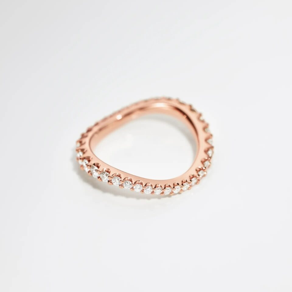 Ring, Love Bands buet bred roségull 0,90-1,00 ct TW.VS.