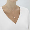 GEORG JENSEN - HALSKJEDE, MAGIC ANHENG MED PERLE OG DIAMANTER 0,04 CT. HVITT GULL - STYLING