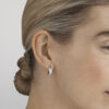 GEORG JENSEN - ØREDOBBER, FUSION HOOPS SMÅ MED DIAMANTER 0,18 CT. HVITT GULL - STYLING