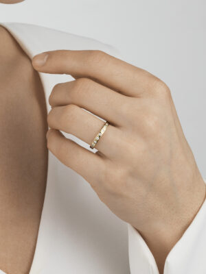 GEORG JENSEN - RING, MAGIC MED 9 BRILLIANTER 0,18 CT. GULT GULL - STYLING
