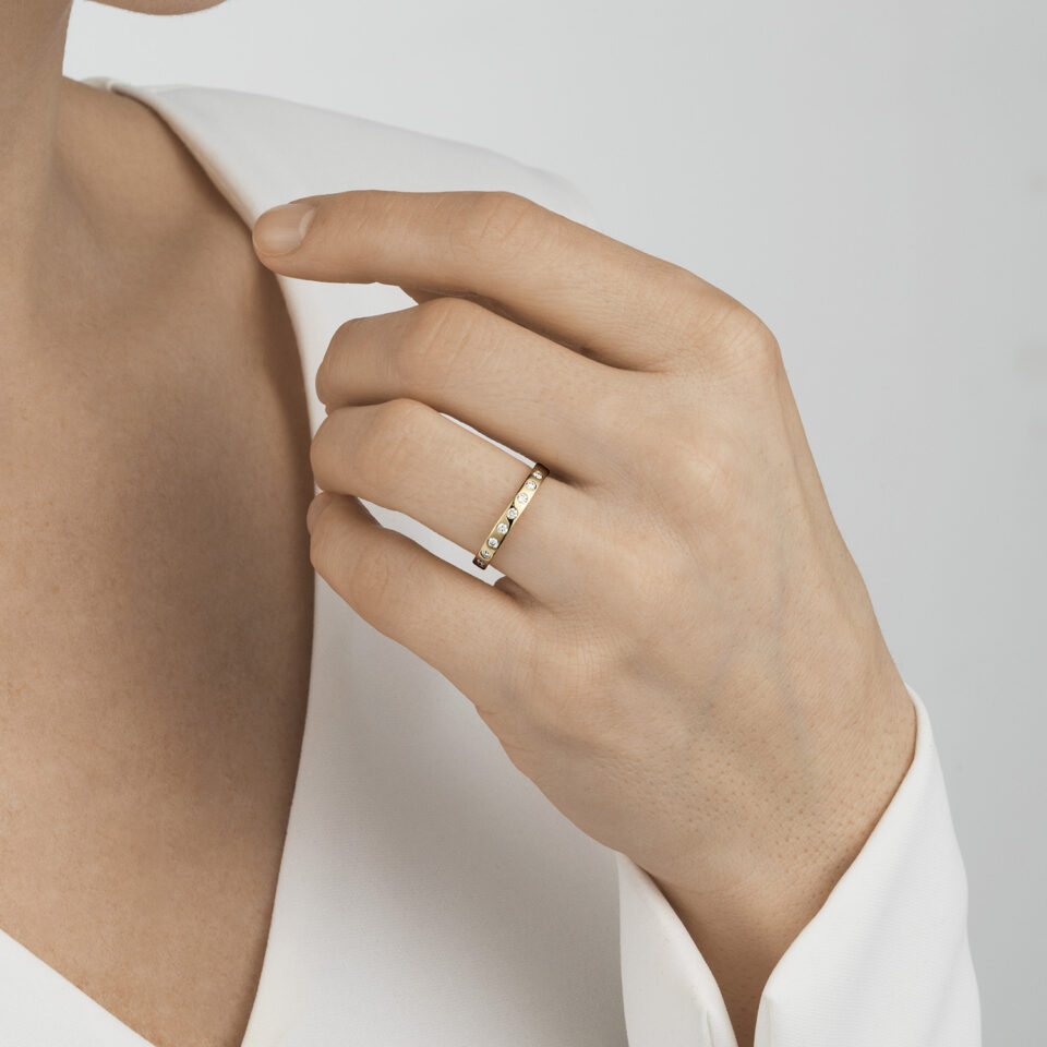 GEORG JENSEN - RING, MAGIC MED 9 BRILLIANTER 0,18 CT. GULT GULL - STYLING