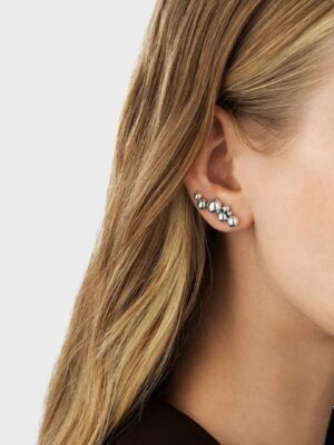 GEORG JENSEN - ØREDOBBER, MOONLIGHT GRAPES LANGE EAR CUFFS OKSIDERT SØLV - STYLING