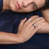 GEORG JENSEN - RING, FUSION ENDERING SVART HYCERAM HVITT GULL - STYLING