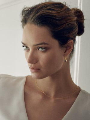 JULIE SANDLAU, FINA NECKLACE - STYLING