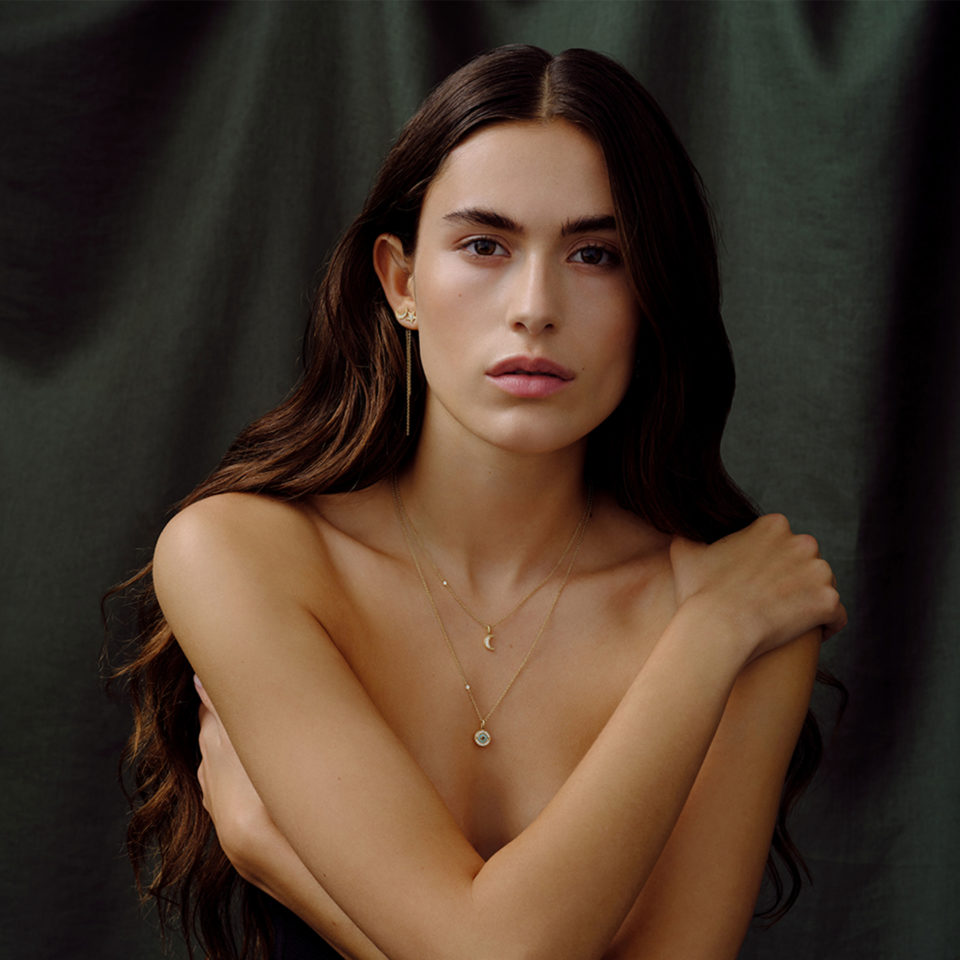 JULIE SANDLAU - ANHENG, MOON BALANCE - STYLING