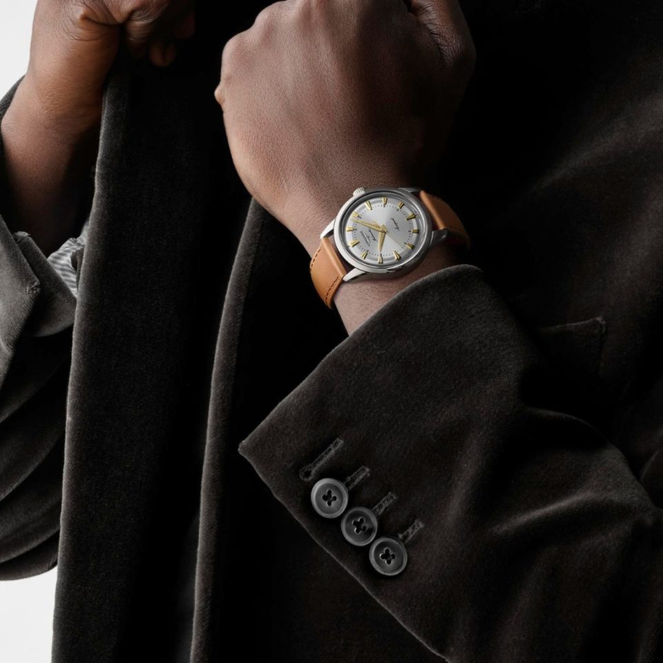 L1.649.4.72.2 LONGINES - CONQUEST HERITAGE 38 MM - STYLING HAN