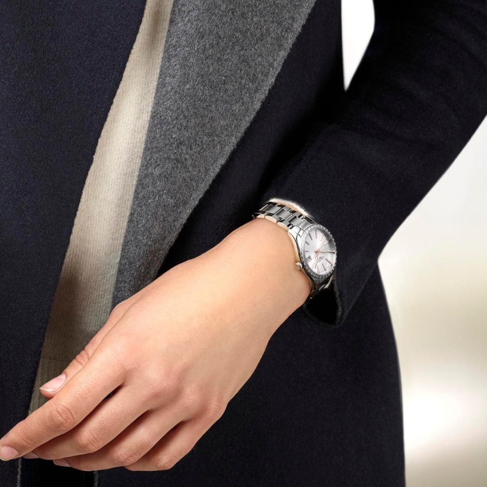 L2.386.0.72.6 LONGINES - CONQUEST CLASSIC 34 MM - STYLING