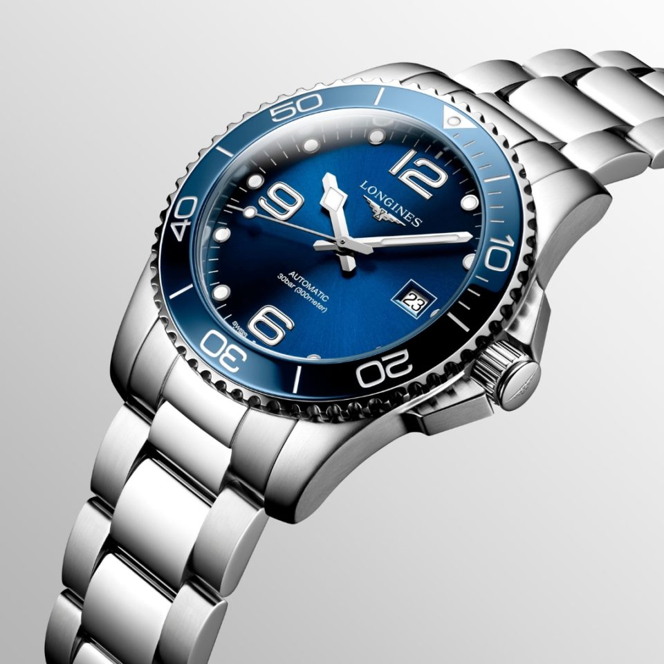 L3.781.4.96.6 LONGINES - HYDROCONQUEST 41 MM - DETALJER
