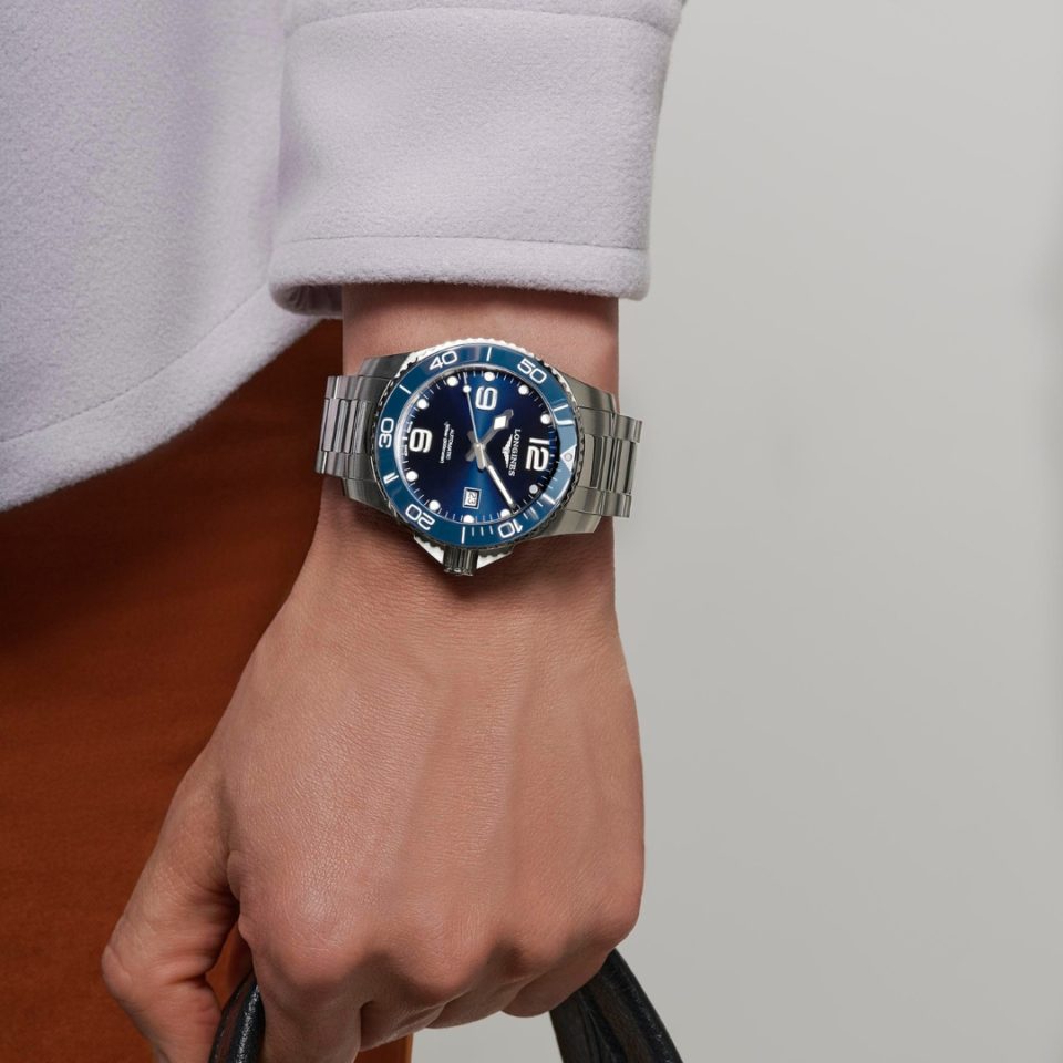 L3.782.4.96.6 LONGINES - HYDROCONQUEST 43 MM - STYLING