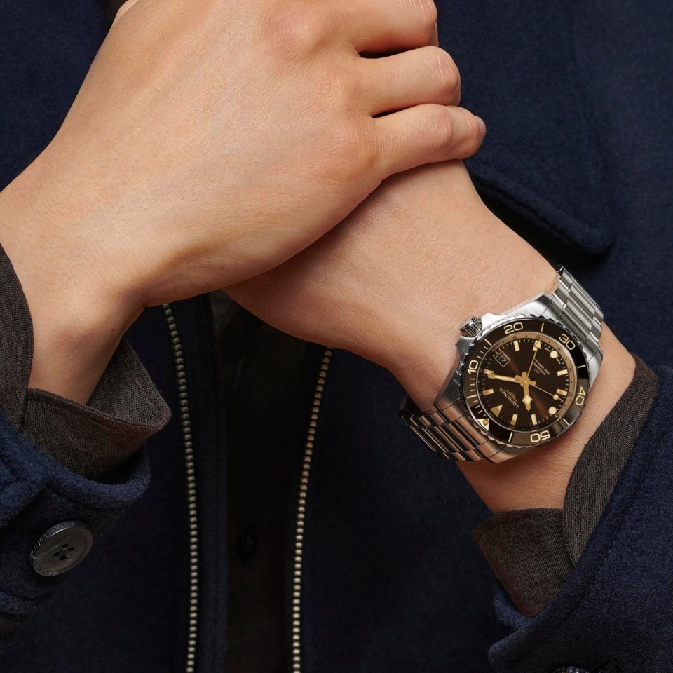 L3.790.4.66.6 LONGINES - HYDROCONQUEST GMT 41 MM - STYLING